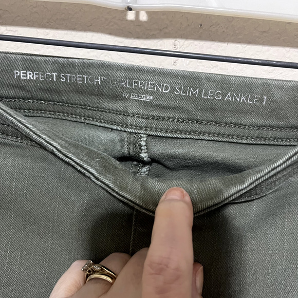 Chicos Jeans sz 1/M Perfect Stretch Girlfriend Slim Pullon Zippered Ankle Green - Picture 4 of 10